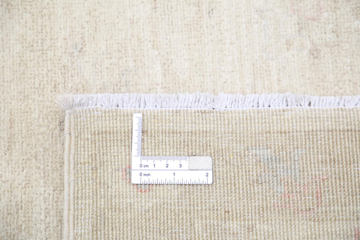 Serenity 8’ 2″ x 11’ 2″ - No. AV39634 - ALRUG Rug Store