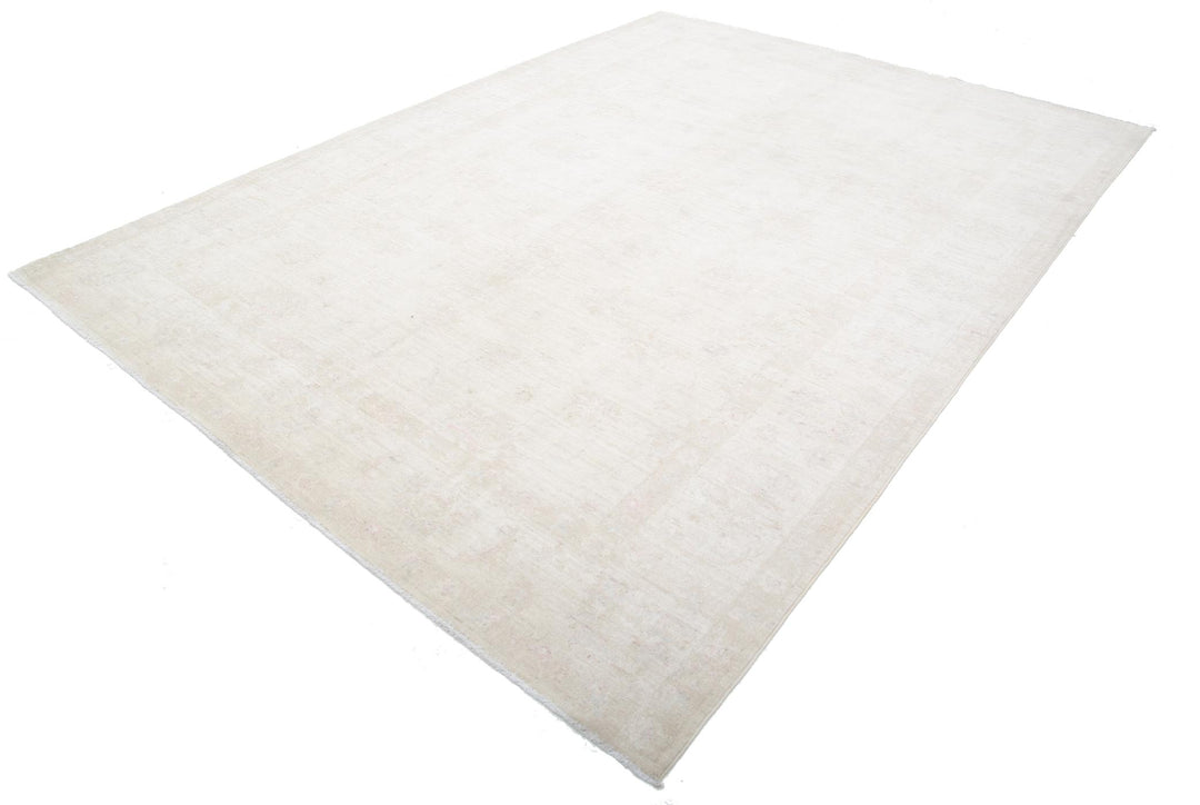 Serenity 8’ 2″ x 11’ 2″ - No. AV39634 - ALRUG Rug Store