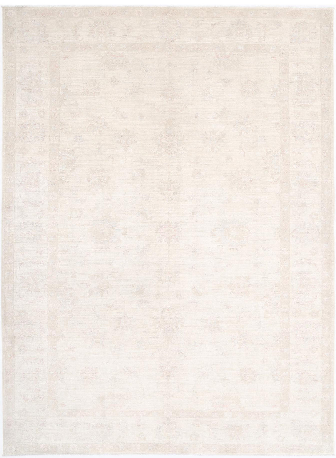 Serenity 8’ 2″ x 11’ 2″ - No. AV39634 - ALRUG Rug Store