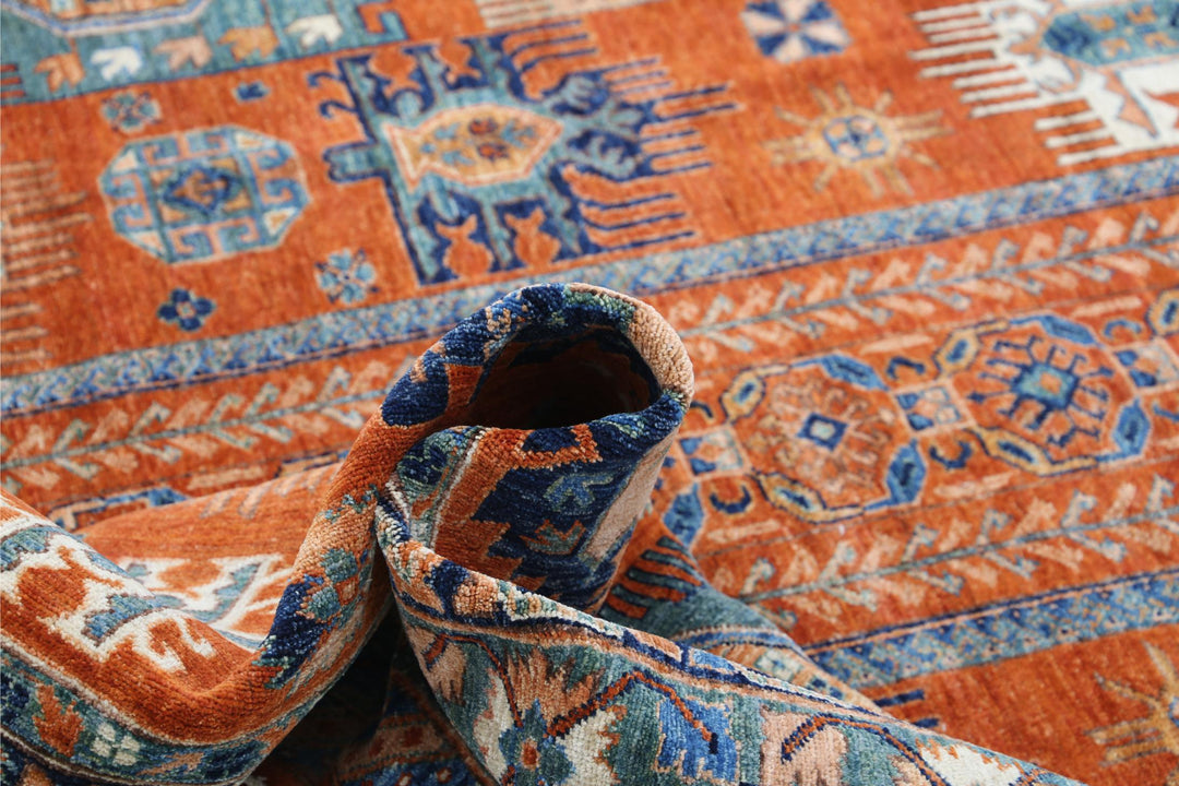 Humna 7’ 10” x 9’ 6″ - No. AV92963 - ALRUG Rug Store