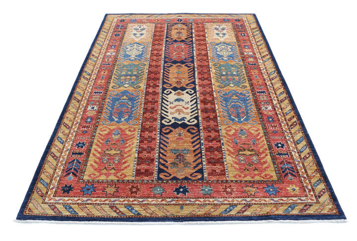 Humna 5’ 1″ x 8’ 0″ - No. AV96967 - ALRUG Rug Store
