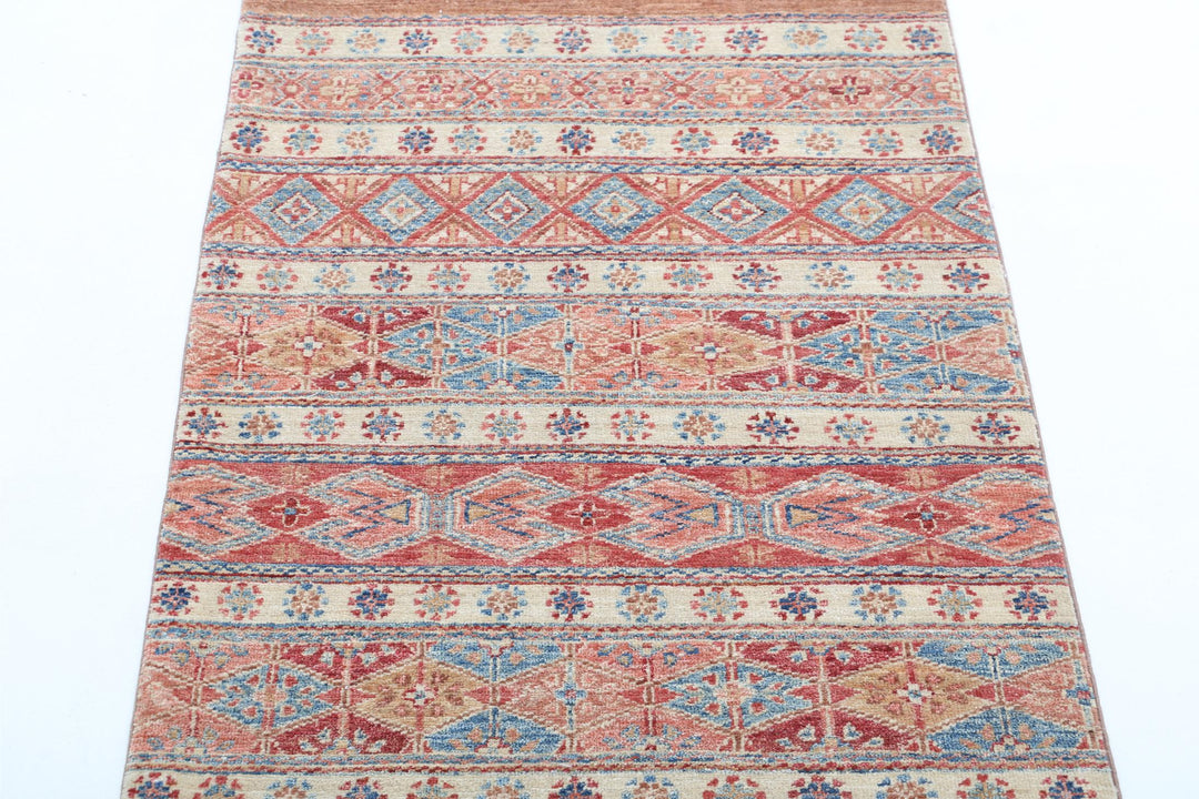 Ziegler 2’ 7″ x 3’ 10” - No. AV39859 - ALRUG Rug Store
