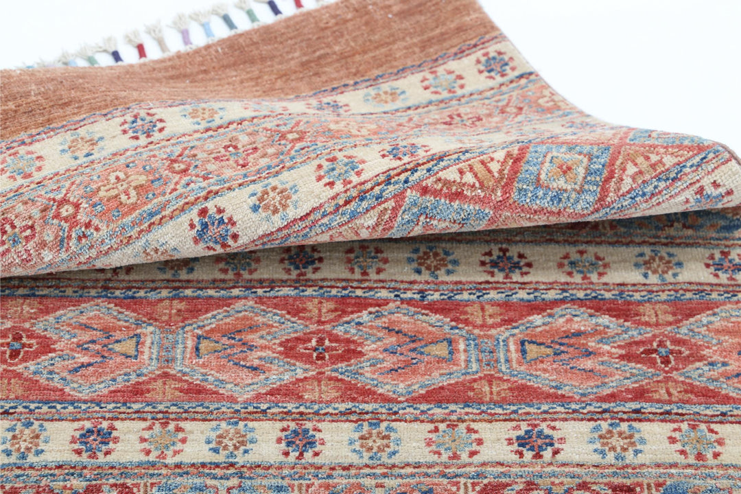 Ziegler 2’ 7″ x 3’ 10” - No. AV39859 - ALRUG Rug Store