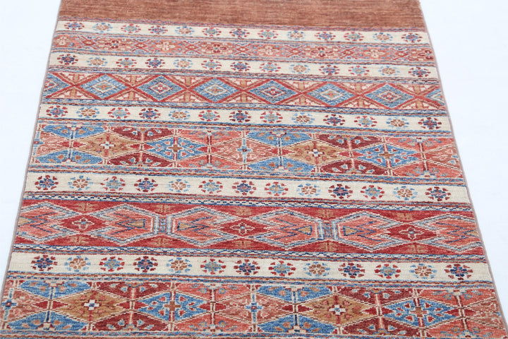 Ziegler 2’ 7″ x 3’ 10” - No. AV38612 - ALRUG Rug Store