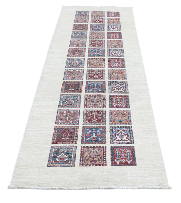 Ziegler 2’ 7″ x 8’ 10” - No. AV98509 - ALRUG Rug Store