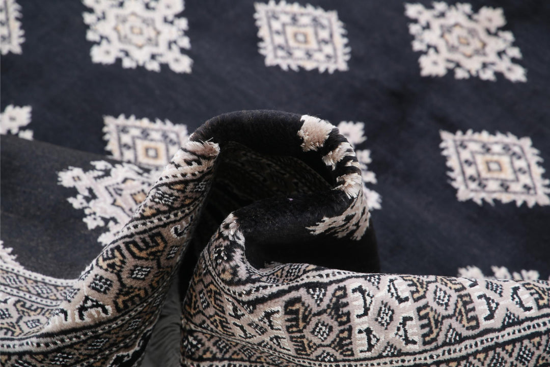 Bokhara 4’ 3″ x 6’ 5″ - No. AV87304 - ALRUG Rug Store