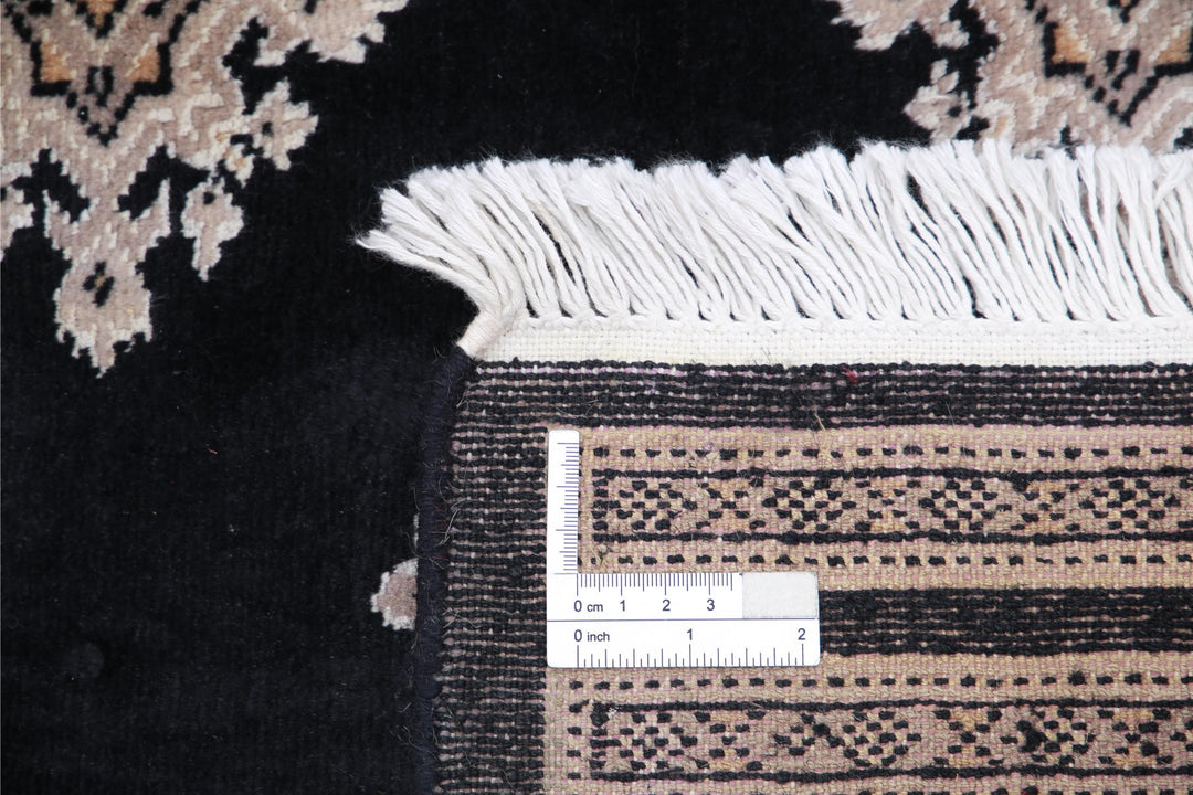 Bokhara 4’ 3″ x 6’ 5″ - No. AV87304 - ALRUG Rug Store