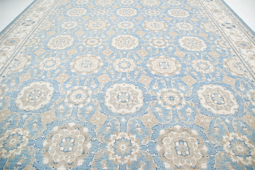 Serenity 13’ 2″ x 16’ 10” - No. AV51863 - ALRUG Rug Store