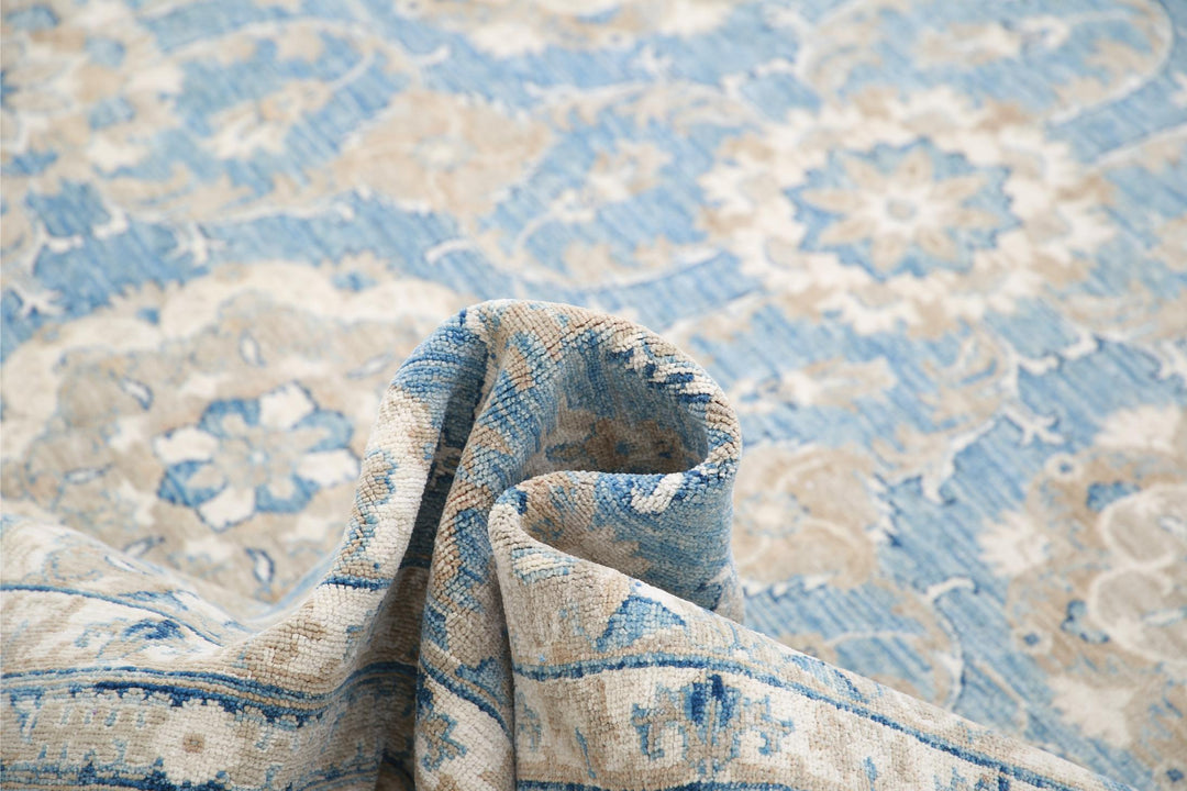 Serenity 13’ 2″ x 16’ 10” - No. AV51863 - ALRUG Rug Store