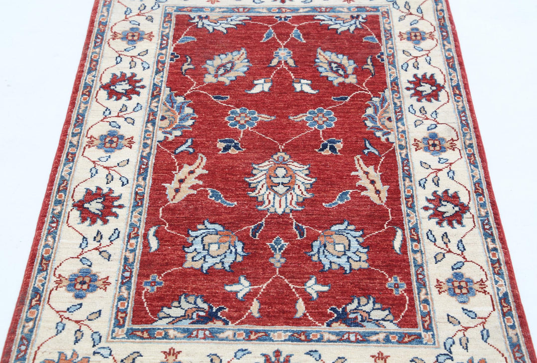 Ziegler 2’ 8″ x 4’ 3″ - No. AV54892 - ALRUG Rug Store