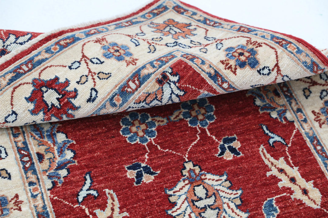 Ziegler 2’ 7″ x 4’ 2″ - No. AV26980 - ALRUG Rug Store