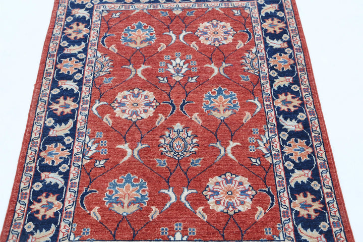 Ziegler 2’ 8″ x 4’ 3″ - No. AV81397 - ALRUG Rug Store