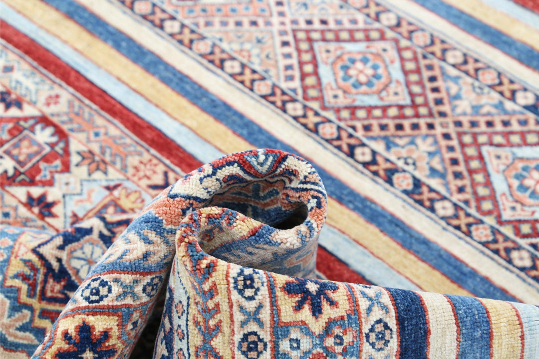 Ziegler 5’ 4″ x 7’ 9″ - No. AV61669 - ALRUG Rug Store