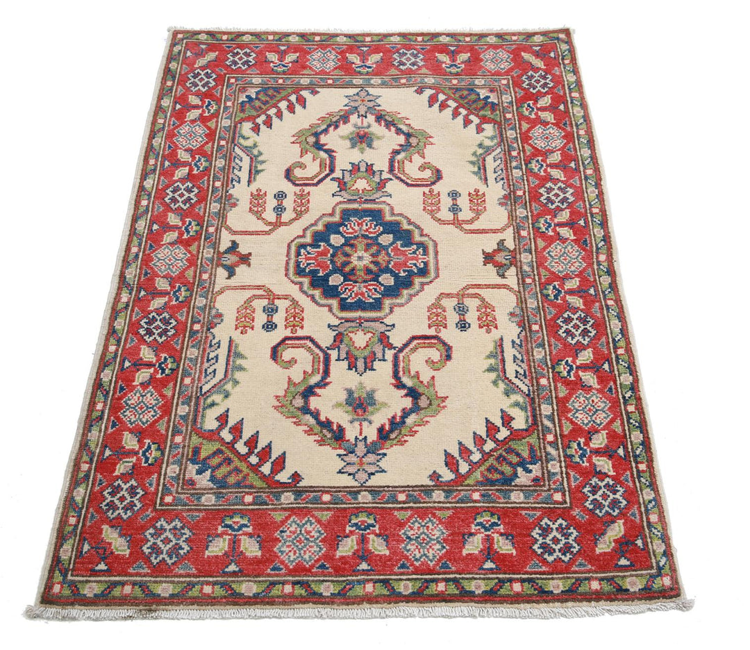 Kazak 2’ 7″ x 4’ 0″ - No. AV73858 - ALRUG Rug Store