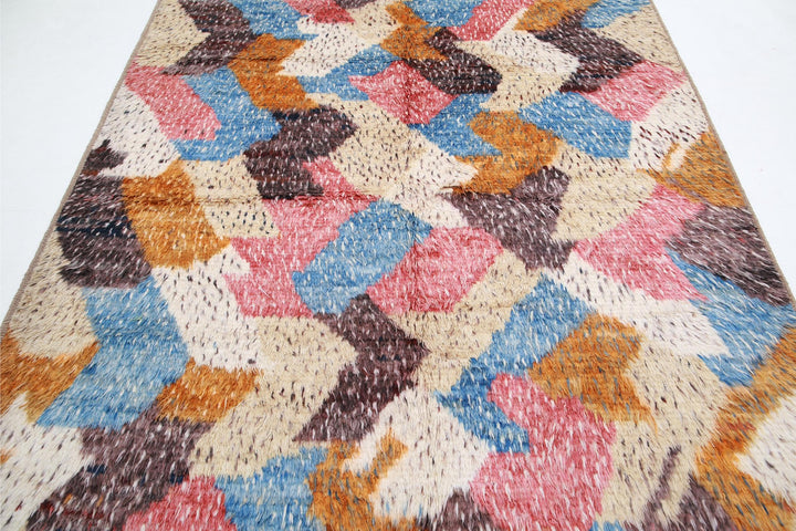 Moroccan 6’ 7″ x 9’ 3″ - No. AV27172 - ALRUG Rug Store