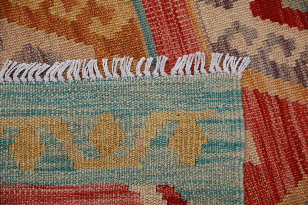 Kilim 3’ 5″ x 4’ 10” - No. AV80080 - ALRUG Rug Store