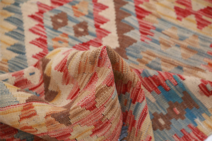 Kilim 3’ 2″ x 4’ 8″ - No. AV23745 - ALRUG Rug Store