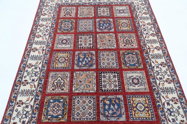 Ziegler 4’ 9″ x 6’ 8″ - No. AV74404