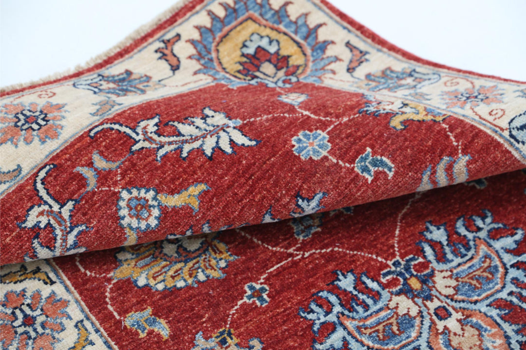 Ziegler 2’ 9″ x 4’ 0″ - No. AV23197 - ALRUG Rug Store