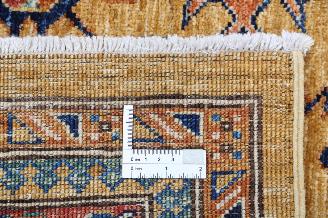 Humna 6’ 0″ x 8’ 6″ - No. AV15809 - ALRUG Rug Store