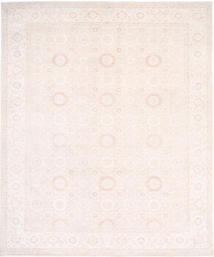 Serenity 11’ 8″ x 13’ 8″ - No. AV27282 - ALRUG Rug Store