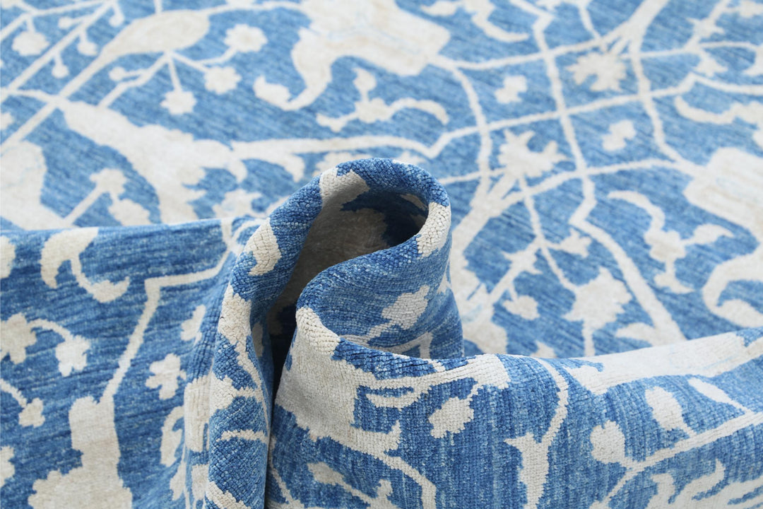 Artemix 4’ 11” x 9’ 4″ - No. AV57617 - ALRUG Rug Store