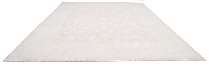 Serenity 11’ 7″ x 14’ 10” - No. AV30285 - ALRUG Rug Store