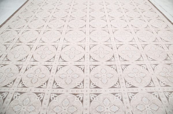 Pakistani Artemix Rug 12' 10" x 17' 1" Hand-Knotted pattern