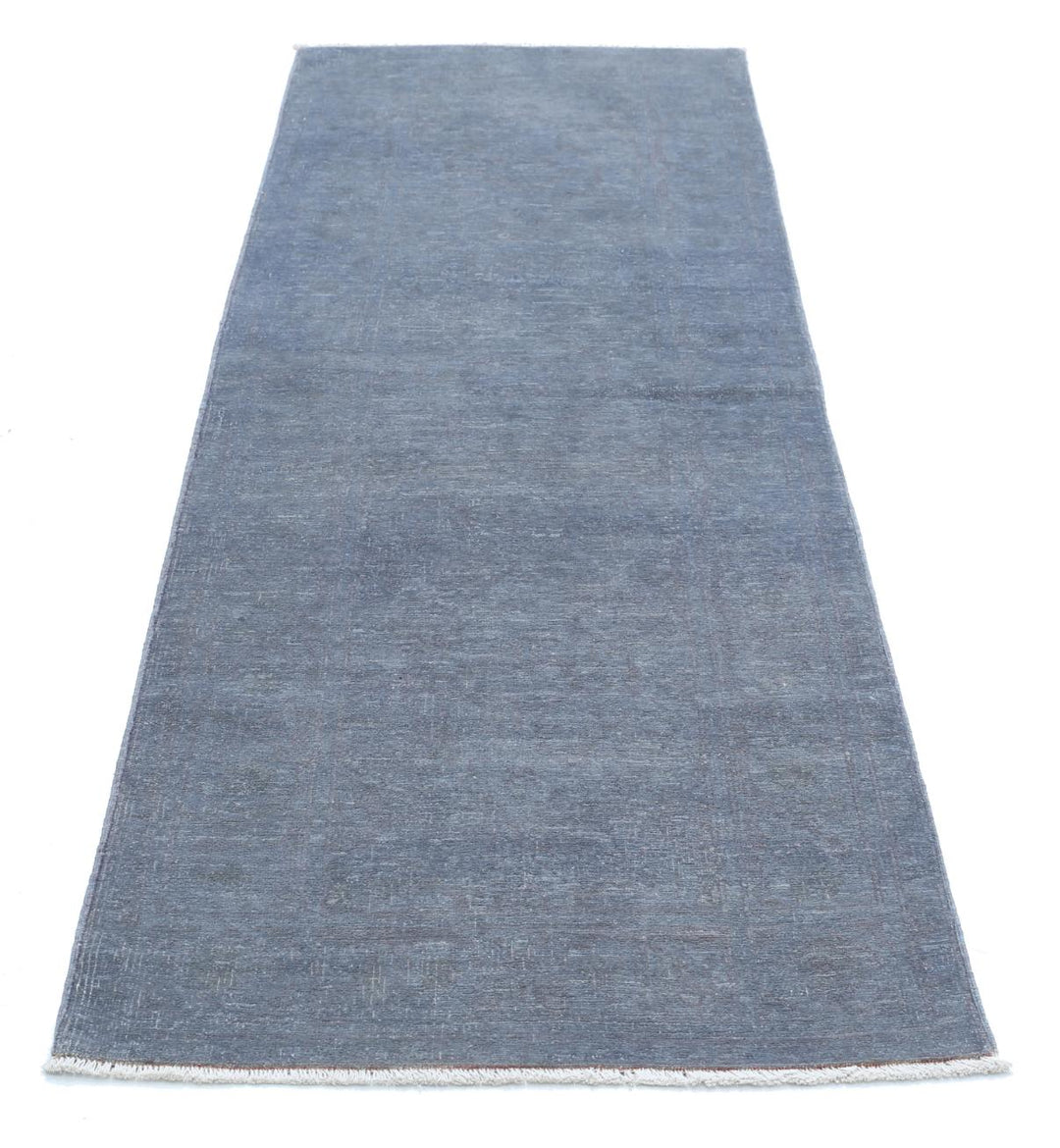 Overdye 2’ 8″ x 8’ 3″ - No. AV24851 - ALRUG Rug Store