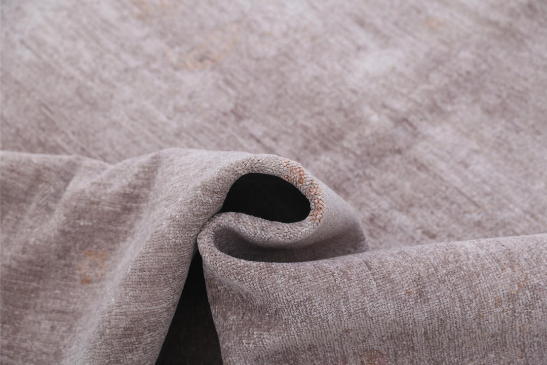 Overdye 5’ 10” x 6’ 6″ - No. AV13601 - ALRUG Rug Store