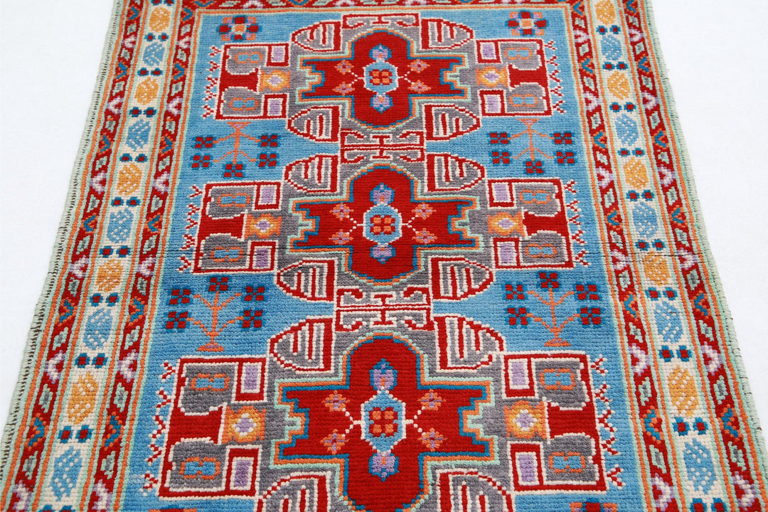 Revival 3’ 5″ x 4’ 11” - No. AV38000 - ALRUG Rug Store