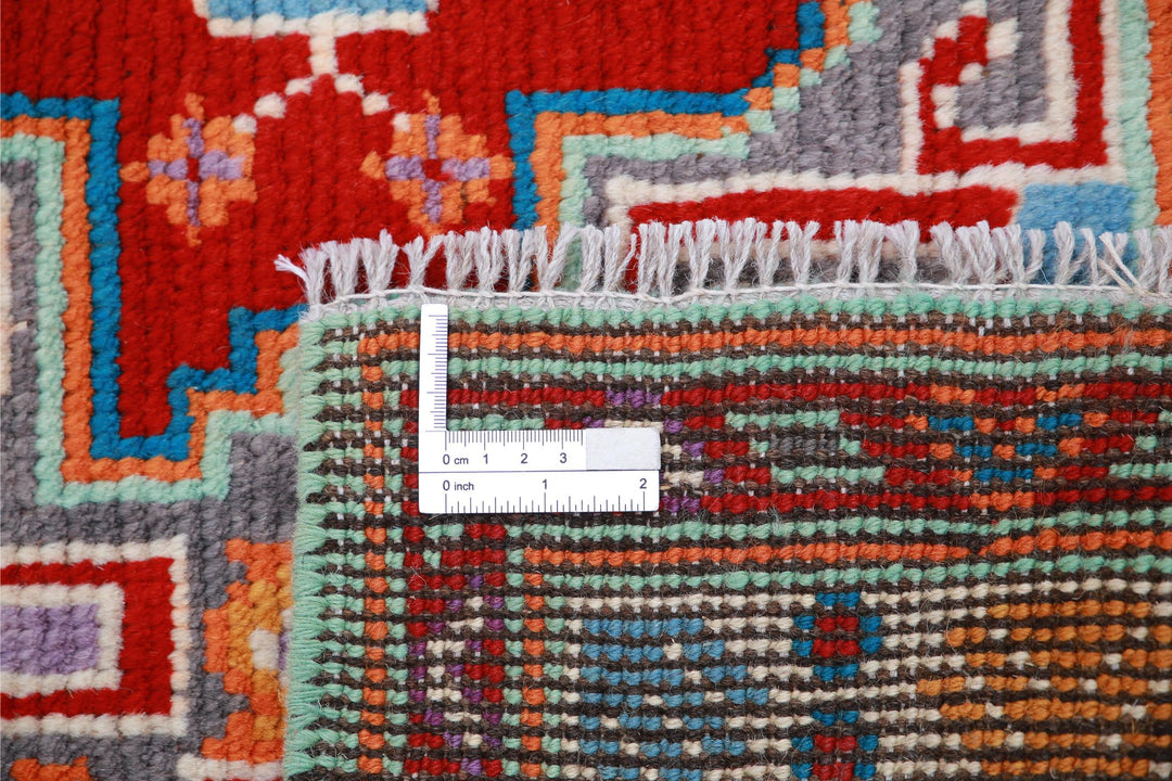 Revival 3’ 5″ x 4’ 11” - No. AV38000 - ALRUG Rug Store