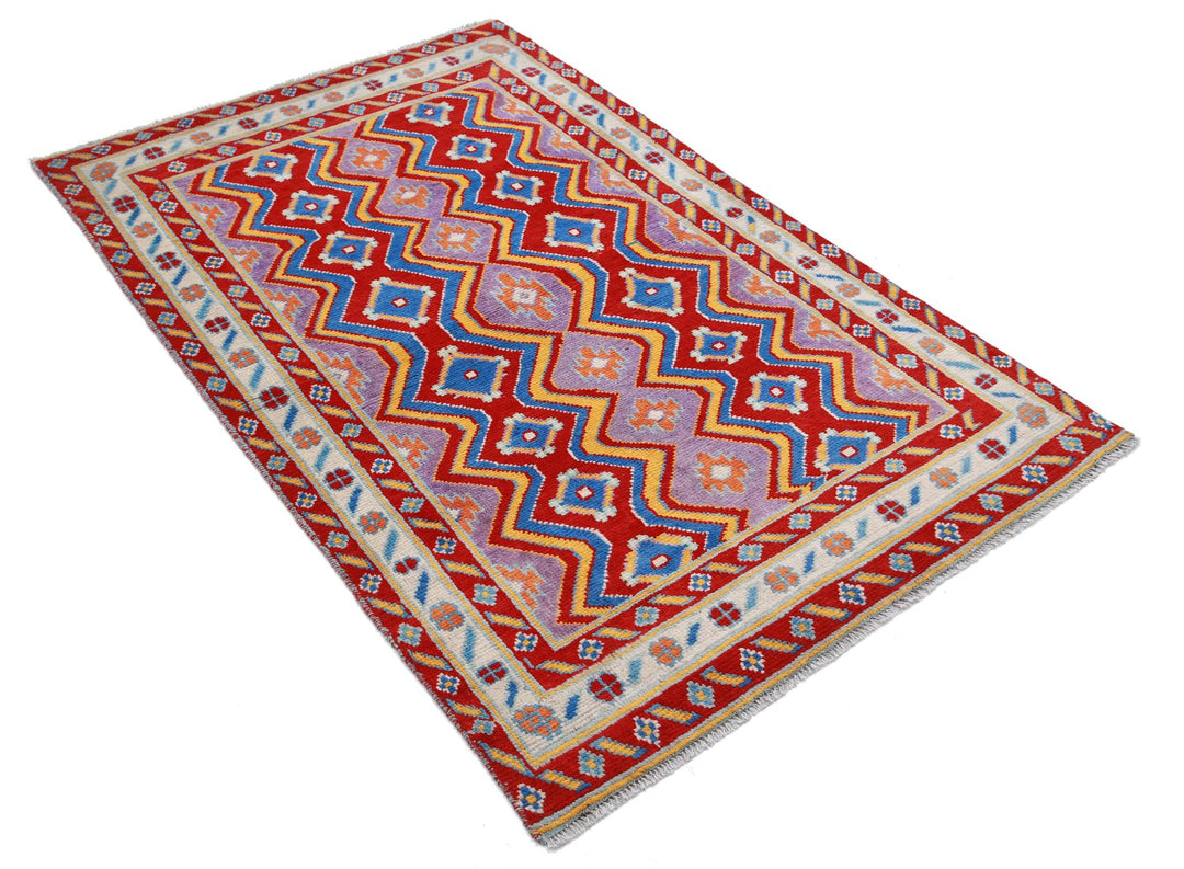 Revival 3’ 11” x 6’ 0″ - No. AV37669 - ALRUG Rug Store