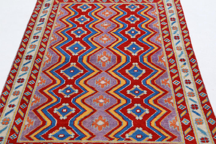 Revival 3’ 11” x 6’ 0″ - No. AV37669 - ALRUG Rug Store
