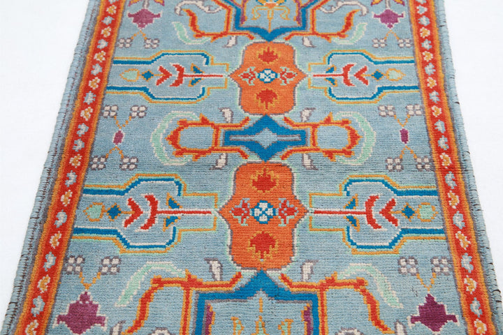 Revival 2’ 8″ x 4’ 0″ - No. AV83106 - ALRUG Rug Store