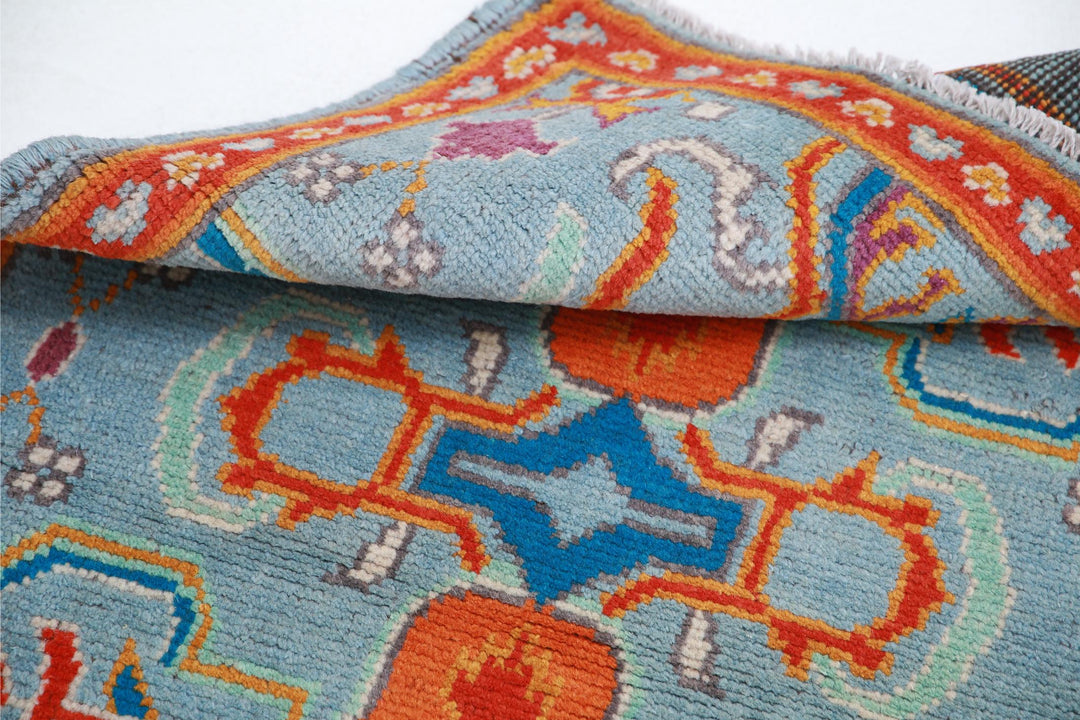 Revival 2’ 8″ x 4’ 0″ - No. AV83106 - ALRUG Rug Store