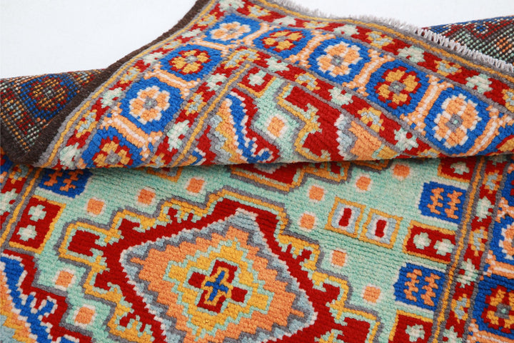 Revival 2’ 7″ x 4’ 0″ - No. AV66013 - ALRUG Rug Store