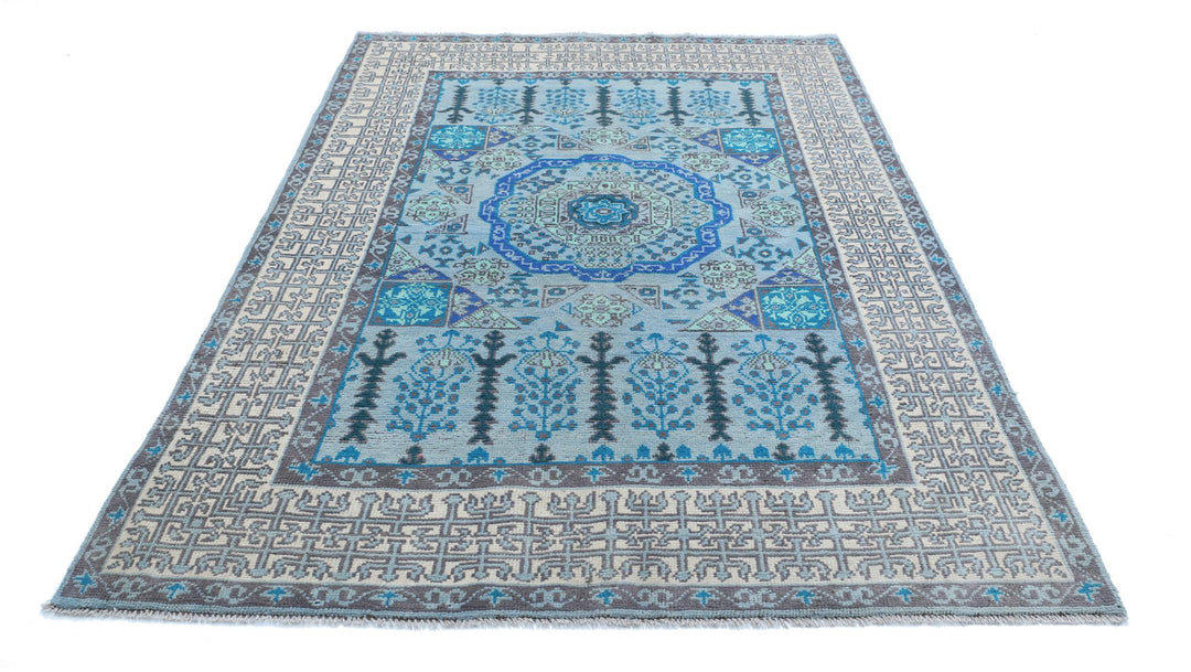 Revival 5’ 3″ x 8’ 5″ - No. AV52725 - ALRUG Rug Store