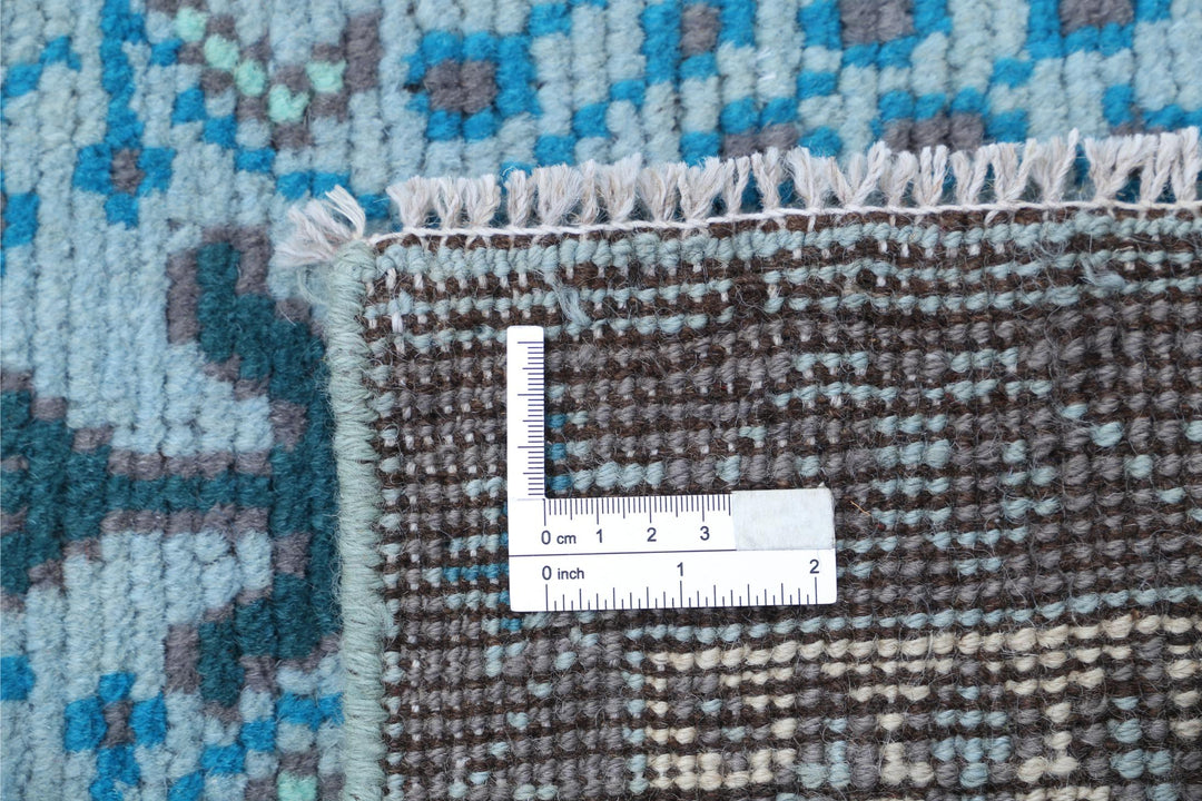 Revival 5’ 3″ x 8’ 5″ - No. AV52725 - ALRUG Rug Store