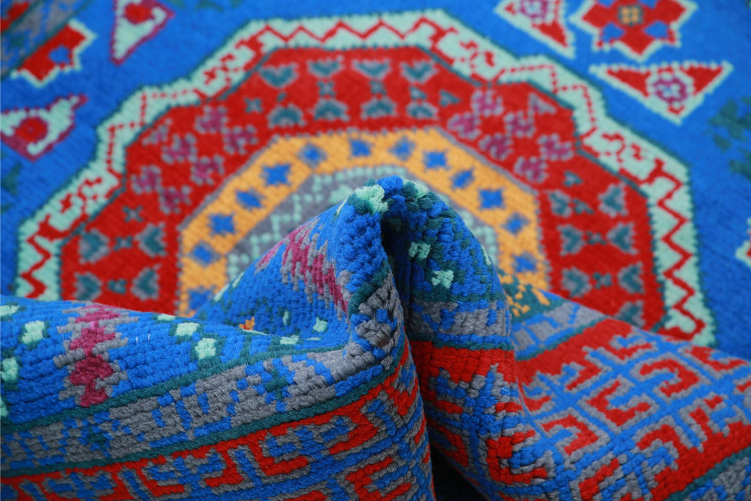 Revival 3’ 6″ x 4’ 10” - No. AV82800 - ALRUG Rug Store