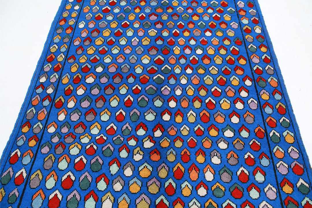 Revival 5’ 7″ x 7’ 7″ - No. AV19714 - ALRUG Rug Store