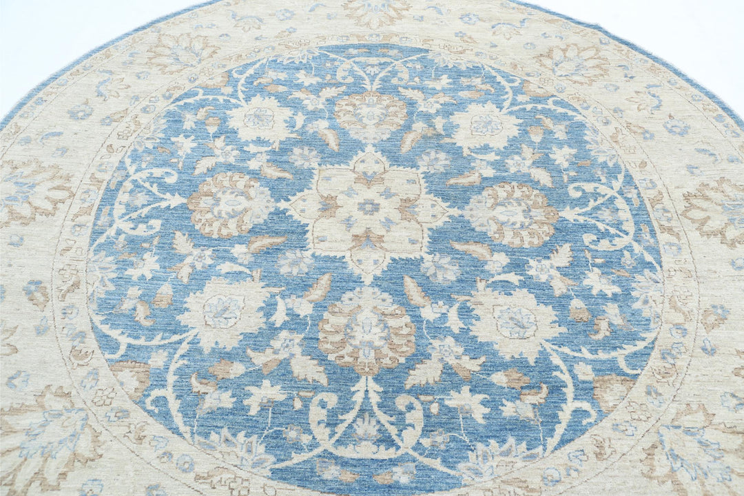 Serenity 7’ 11” x 7’ 10” - No. AV53224 - ALRUG Rug Store