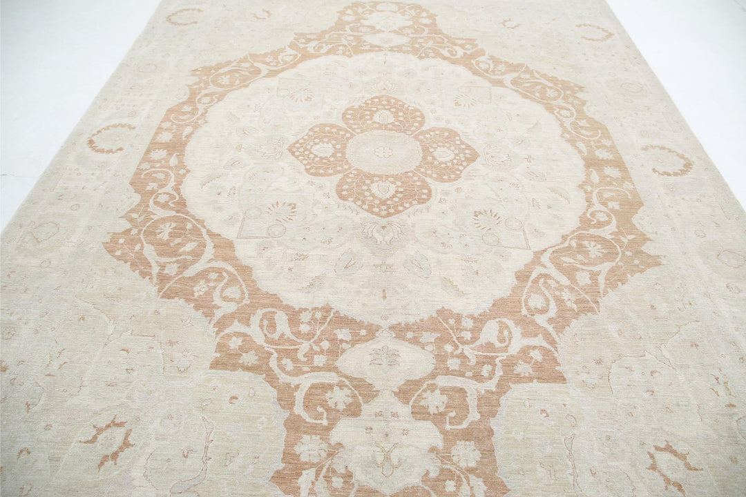 Serenity 8’ 10” x 12’ 1″ - No. AV69100 - ALRUG Rug Store