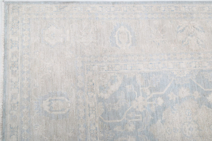 Serenity 9’ 3″ x 12’ 3″ - No. AV83854 - ALRUG Rug Store