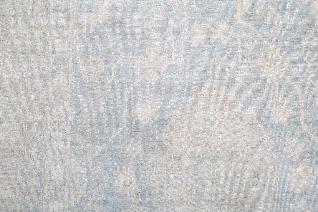 Serenity 9’ 3″ x 12’ 3″ - No. AV83854 - ALRUG Rug Store