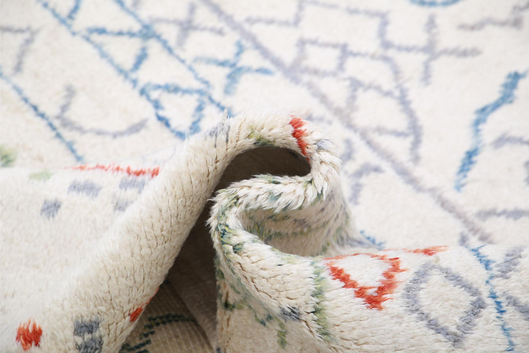 Moroccan 8’ 6″ x 9’ 9″ - No. AV74577 - ALRUG Rug Store