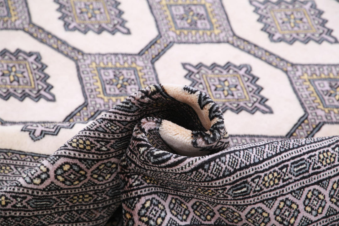 Bokhara 8’ 0″ x 11’ 4″ - No. AV58285 - ALRUG Rug Store