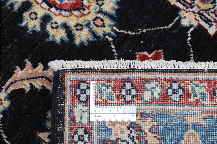 Ziegler 2’ 9″ x 4’ 1″ - No. AV73946 - ALRUG Rug Store