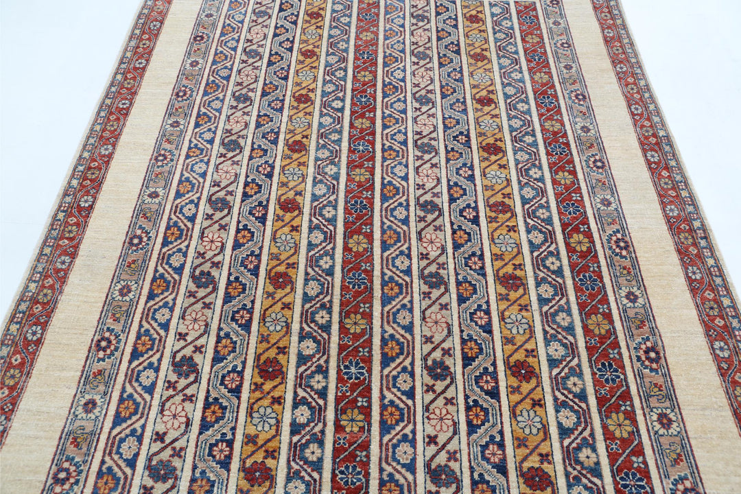 Ziegler 5’ 6″ x 7’ 6″ - No. AV93905 - ALRUG Rug Store