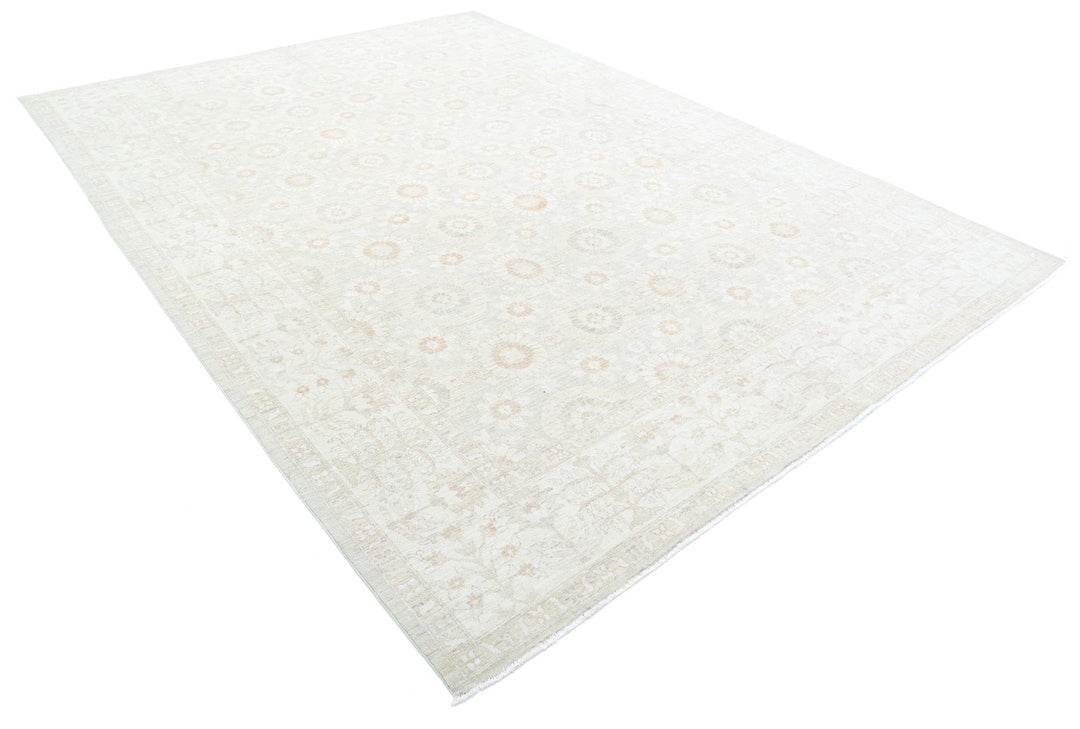 Serenity 8’ 8″ x 11’ 8″ - No. AV22567 - ALRUG Rug Store